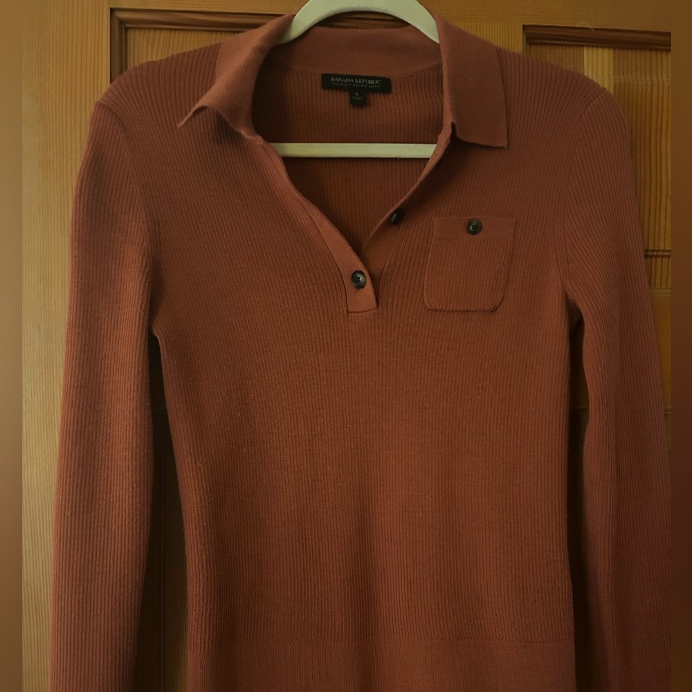 Banana Republic Mauve collared sweater - Picture 4 of 5